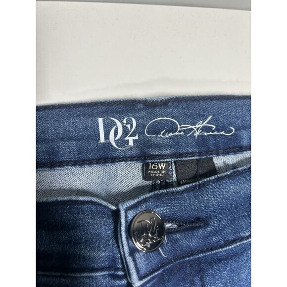 DG2 Diane Gilman Women’s 16W Embroidered Stretch Jeans Y2K Dark Wash Plus Size - Picture 2 of 16